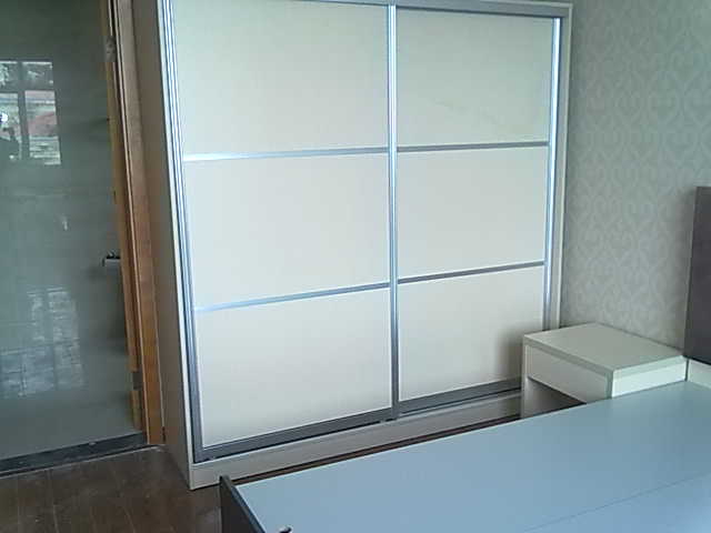 �����f�����F�k���Ҿ߹��̰���չʾ