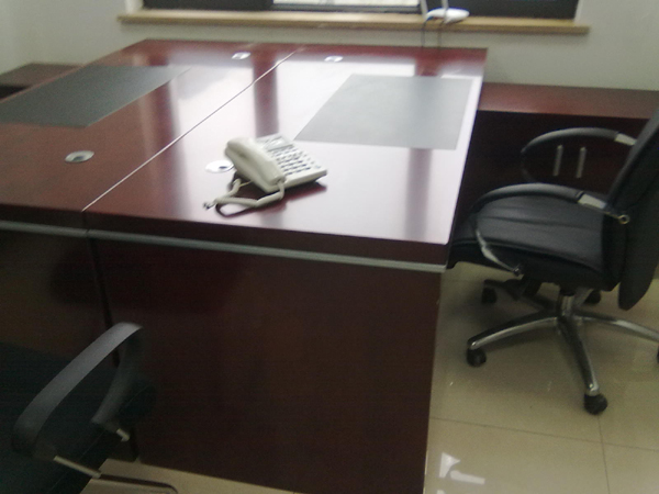 �����f�����F�k���Ҿ߹��̰���չʾ